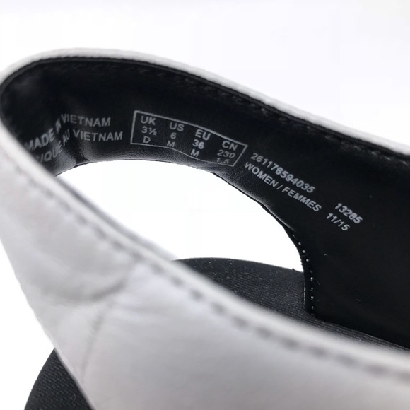 Clark’s ankle strap sandals gray black open toe - Picture 7 of 7